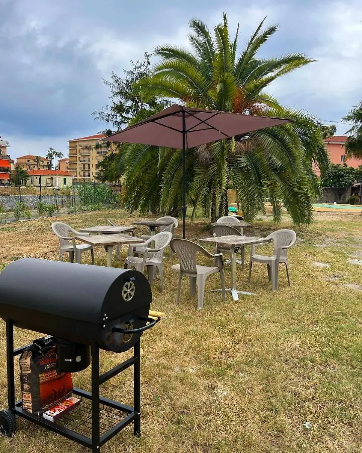 Appartement Il Gattino Di Porto - Apt 2 - Bilocale Terrazzo Piscina Imperia Italië